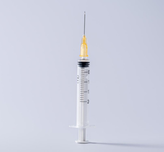 Plastic Luer slip/lock Sterile Medical Disposable Syringe with needle for Vaccine 1/2/2.5/3/5/10/20/30/35/50/60ml