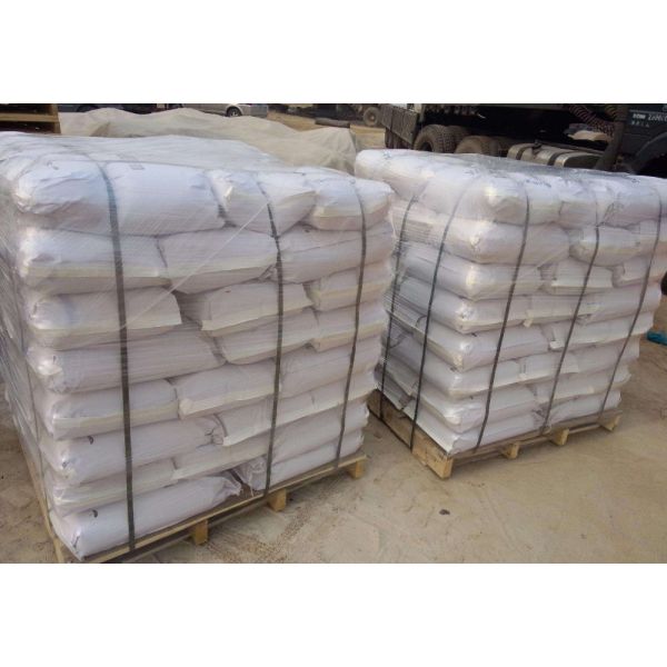 1.2-1.4% SiC Content Grey Steel Fiber Reinforced Refractory Castable for Chemical Industry
