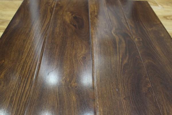 Cheap high gloss laminate flooring wooden flooring for sale